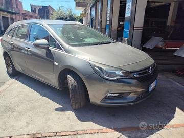 Opel Astra K Sport Tourer 160cv biturbo