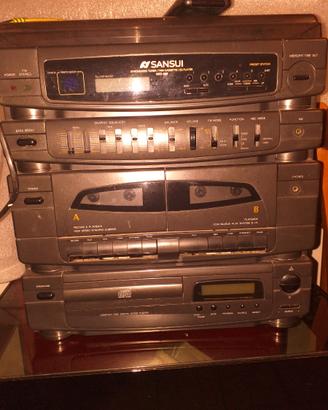Stereo Sansui compatto