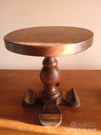 TAVOLINO IN LEGNO MASSELLO..NOCE