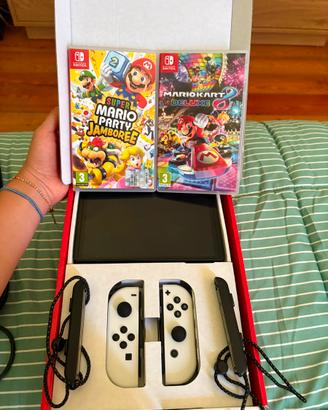 Nintendo switch OLED bianca