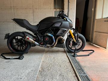 Ducati Diavel 1200 2013 UNICA