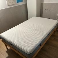 Letto con materasso da una piazza e mezzo