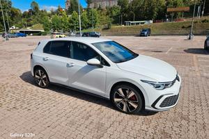 Volkswagen Golf GTE HYBRID elettrica/benzina