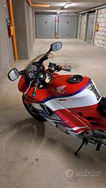 Honda CBR 600 F