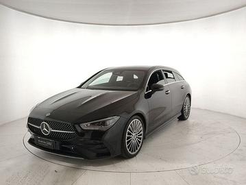 Mercedes-Benz CLA Shooting Brake 200 d AMG Li...