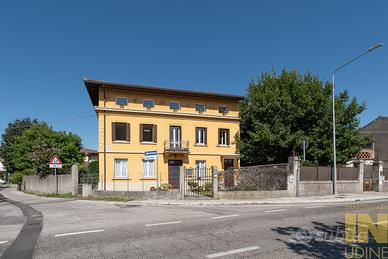 Casa indipendente affacciata sul Parco Moretti