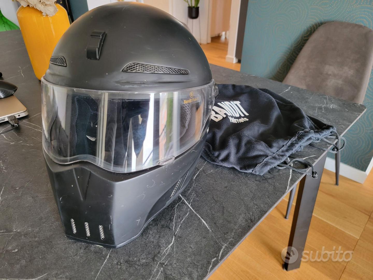 Casco Bandit Alien II Accessori Moto In vendita a Milano