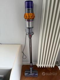 Dyson v15 absolute