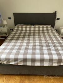 Letto matrimoniale con contenitore