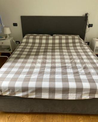 Letto matrimoniale con contenitore