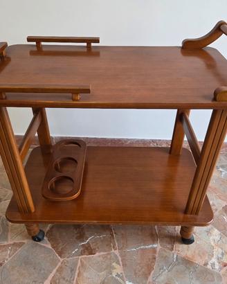 Carrello porta vivande con ruote in legno