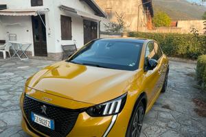 Peugeot 208 blue HDI100 gt-line
