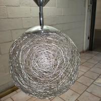 lampadario di design con lampadina