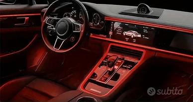 Striscia decorativa LED luce rossa 5 mt