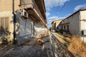 CASA SEMINDIPENDENTE A SELLIA MARINA
