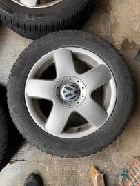 gomme invernali con cerchioni 185 60 R15 