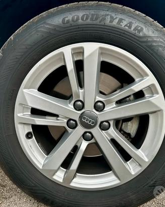 Cerchi in lega originale Audi Q3