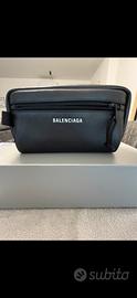 Beauty Case Balenciaga Explorer