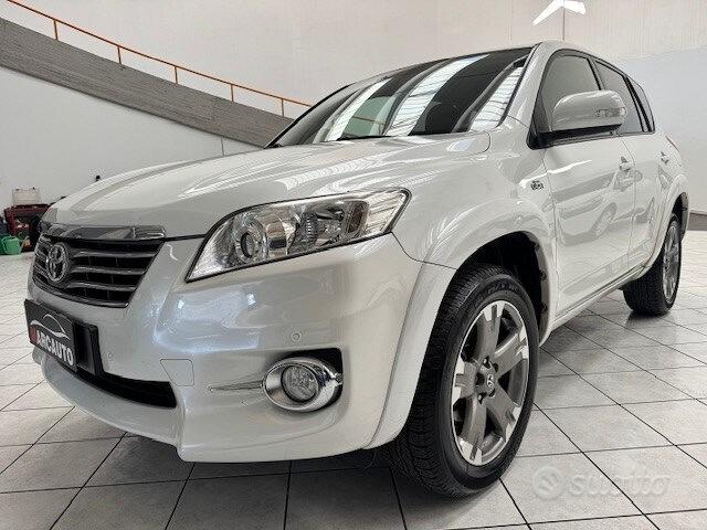 TOYOTA RAV4 3ª serie
