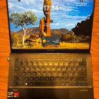 Asus Zenbook Ryzen 7 - 16gb ram 512 ssd