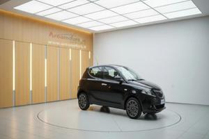 LANCIA Ypsilon 1 0 firefly hybrid Gold ses 70cv ne