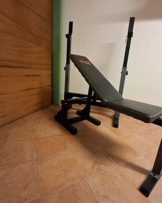 panca reclinabile con supporto bilanciere 