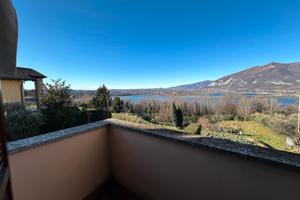 Villa 210mq+giardino+vista lago.NO INTERMEDIARI