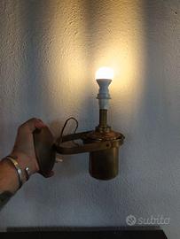 LAMPADA NAVALE VINTAGE IN OTTONE OSCILLANTE