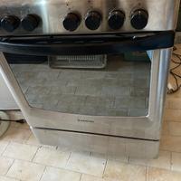 Forno e cucina a gas Ariston