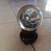 Sfera in vetro Cinese dipinta a mano dall'interno