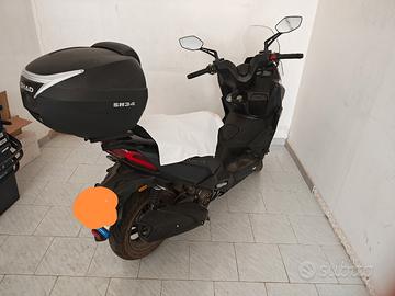 Kymco Dink R 125 Tunnel