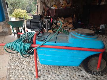 Motopompa per irrorazione elettrica con carriola