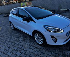 Ford Fiesta 1.5 TDCi 5 porte ST-Line neopatentati 