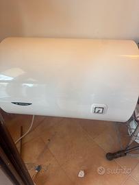 Scaldabagno elettrico come nuovo