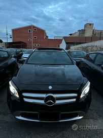 Mercedes GLA