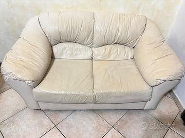 Divano ecopelle 2 posti colore beige