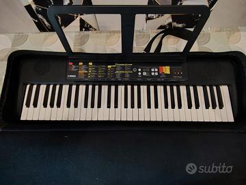YAMAHA PSR-F52