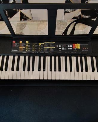 YAMAHA PSR-F52