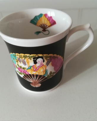 Mug Queen's Oriental Fan in Fine Bone China