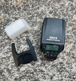 Flash Meike Speedlite MK320