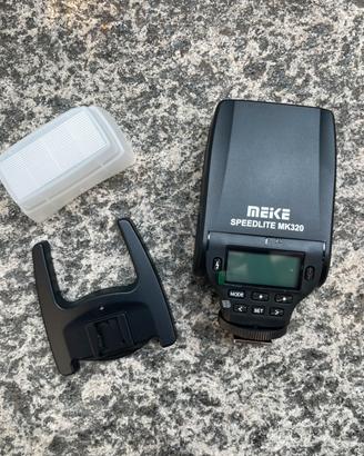 Flash Meike Speedlite MK320