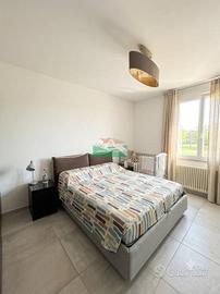 Appartamento di 140 m² con più di 5 locali a Raven