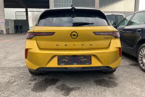 OPEL ASTRA L PLUG-IN HIBRID PER RICAMBI