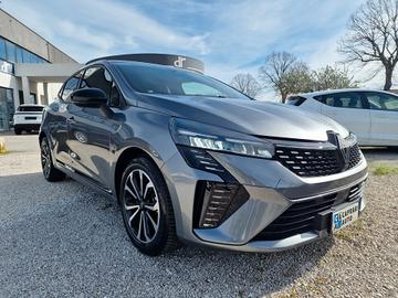 Renault Clio TCe 90 CV Techno "Promo Guida Sereno