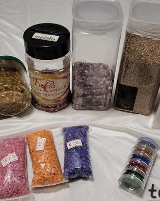 Materiale creativo per attività artistiche