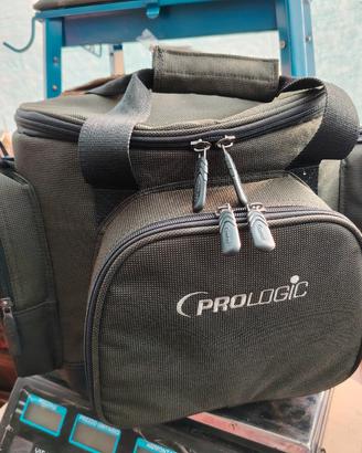 borsa x pesca nuova mai usata più guadino pesca 