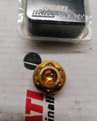 Tappo carico olio in Alluminio per Ducati 96853208