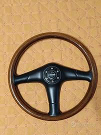 Volante MOMO Design usato