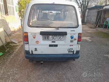 pulmino bedford 970  7 posti.