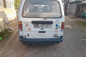 pulmino bedford 970  7 posti.